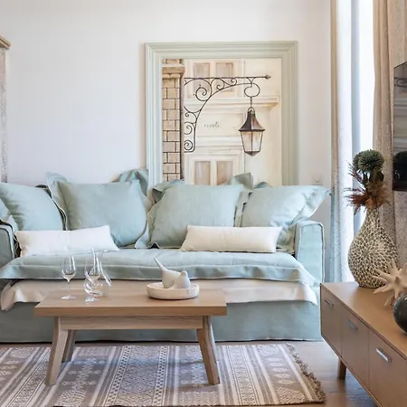 Lägenhet Rivoli Luxurious Seaview In Liston Square *