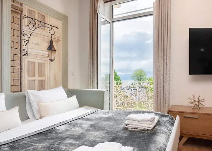 Rivoli Luxurious Seaview In Liston Square アパート *